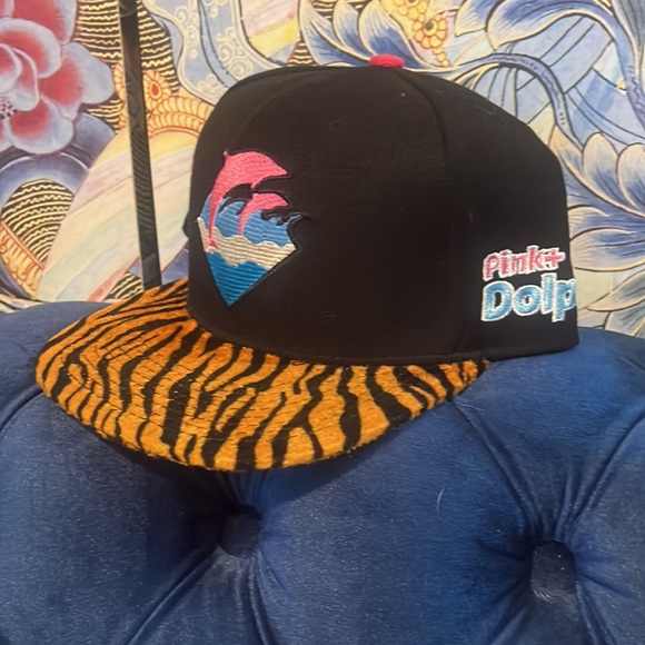 Snap back - Picture 6 of 6